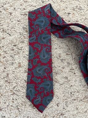 Vintage Envoy Tie - Red & Blue Paisley Print - Classic Business Necktie